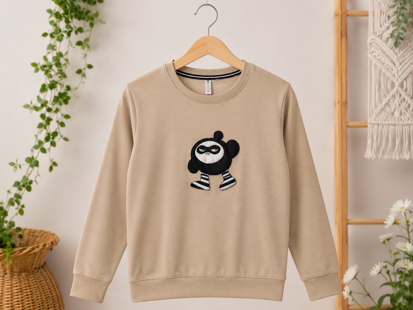 Little Rascal Sweatshirt in Beige
