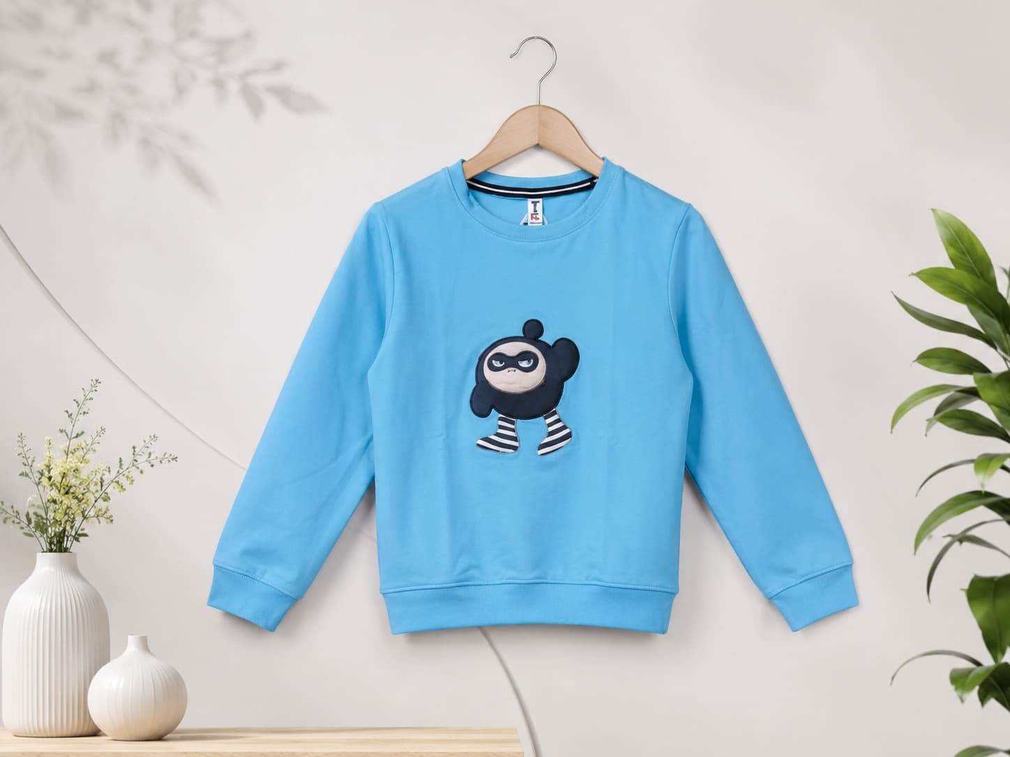 Little Rascal Sweatshirt in Light Blue